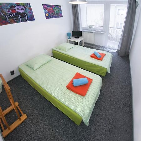 Wierzbno Hostel Warsaw Ngoại thất bức ảnh