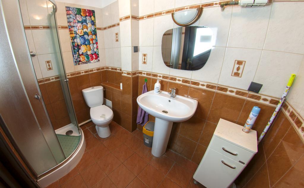 Wierzbno Hostel Warsaw Ngoại thất bức ảnh